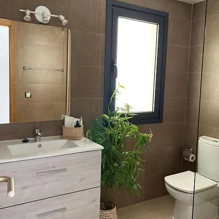 3 Bedroom Sea View 公寓 *