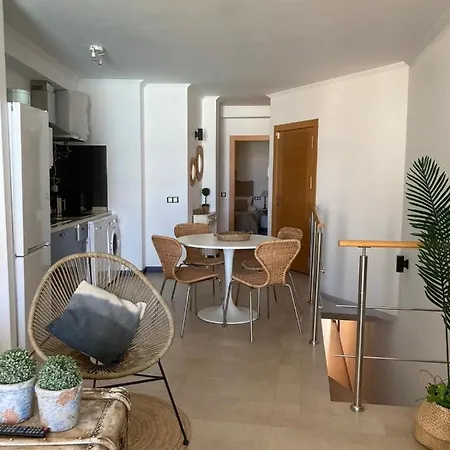 Apartment 3 Bedroom Sea View